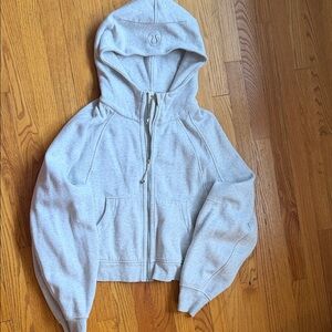 Lululemon oversized cropped Gray Zip-Up Hoodie size xl/xxl